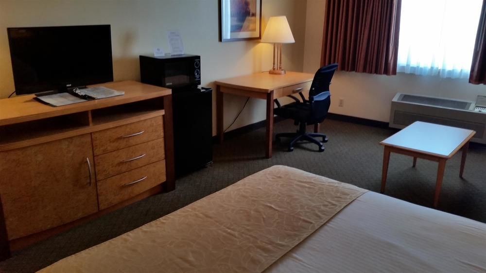 Boarders Inn & Suites By Cobblestone Hotels Superior Zewnętrze zdjęcie