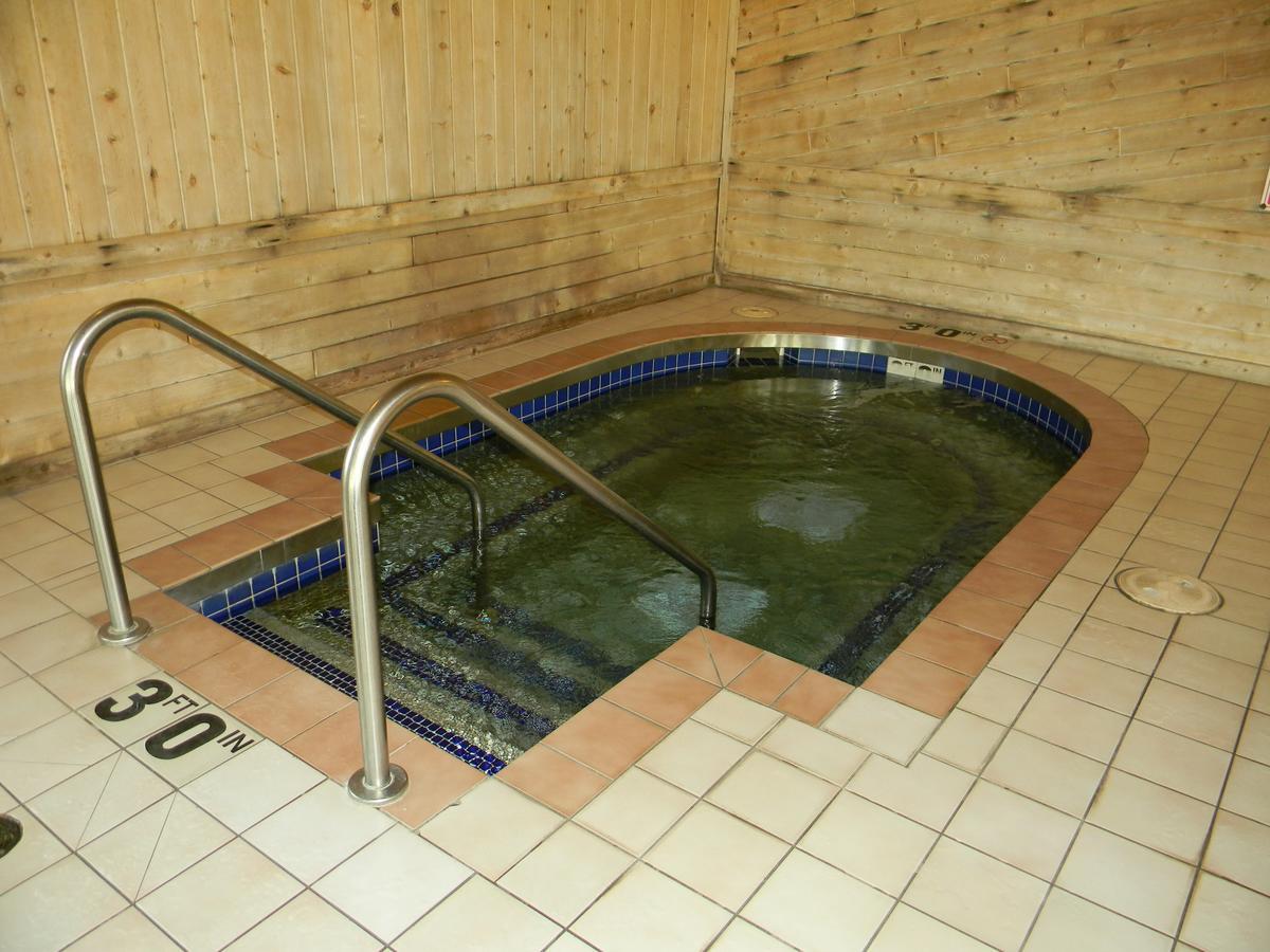 Boarders Inn & Suites By Cobblestone Hotels Superior Zewnętrze zdjęcie