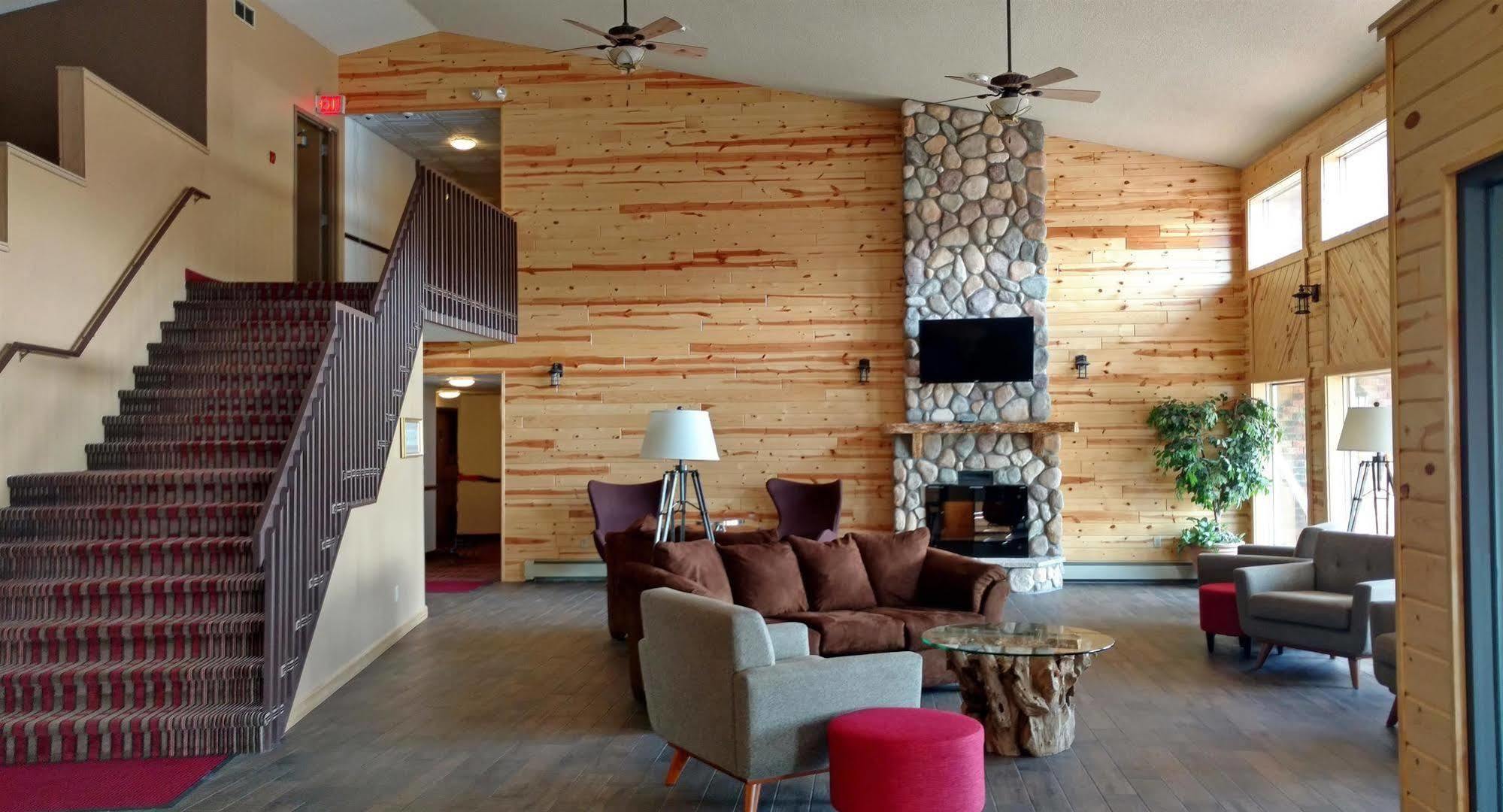 Boarders Inn & Suites By Cobblestone Hotels Superior Zewnętrze zdjęcie