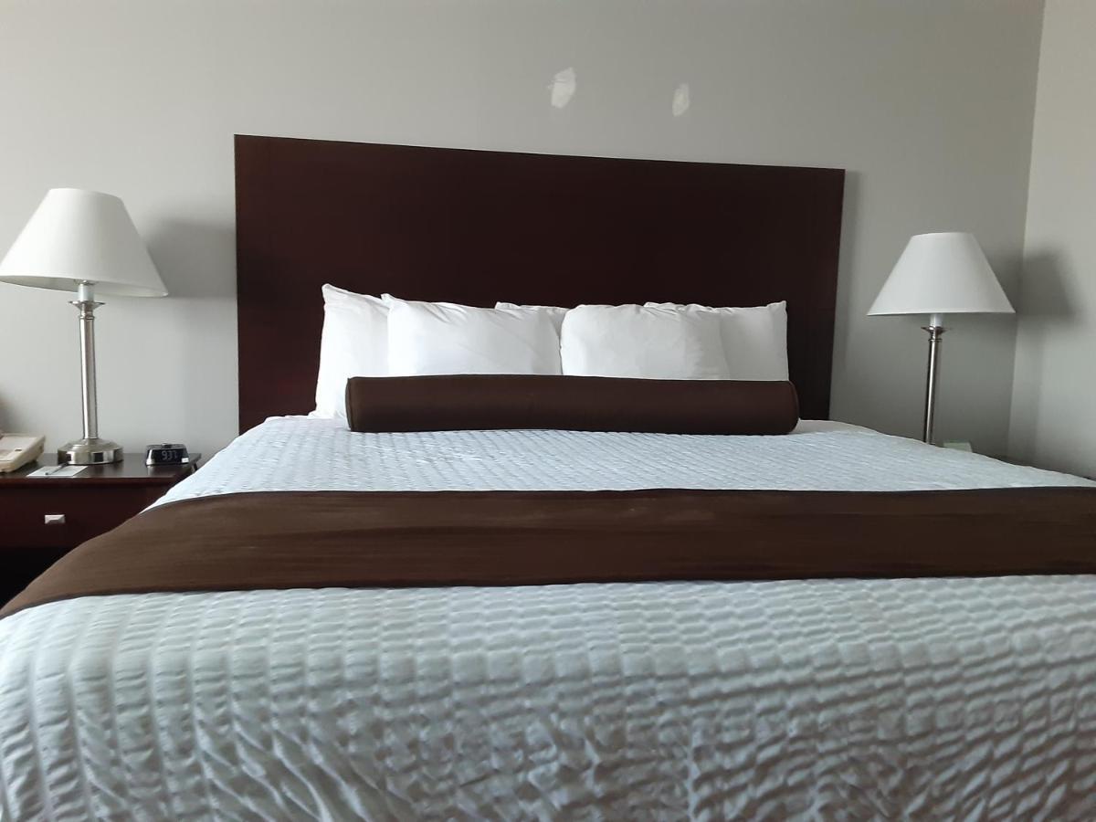 Boarders Inn & Suites By Cobblestone Hotels Superior Zewnętrze zdjęcie