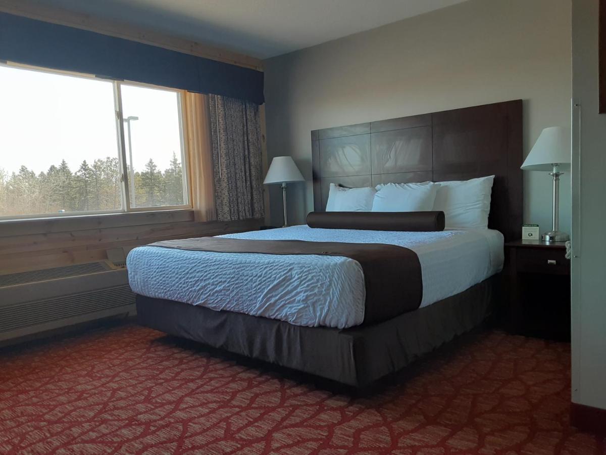 Boarders Inn & Suites By Cobblestone Hotels Superior Zewnętrze zdjęcie