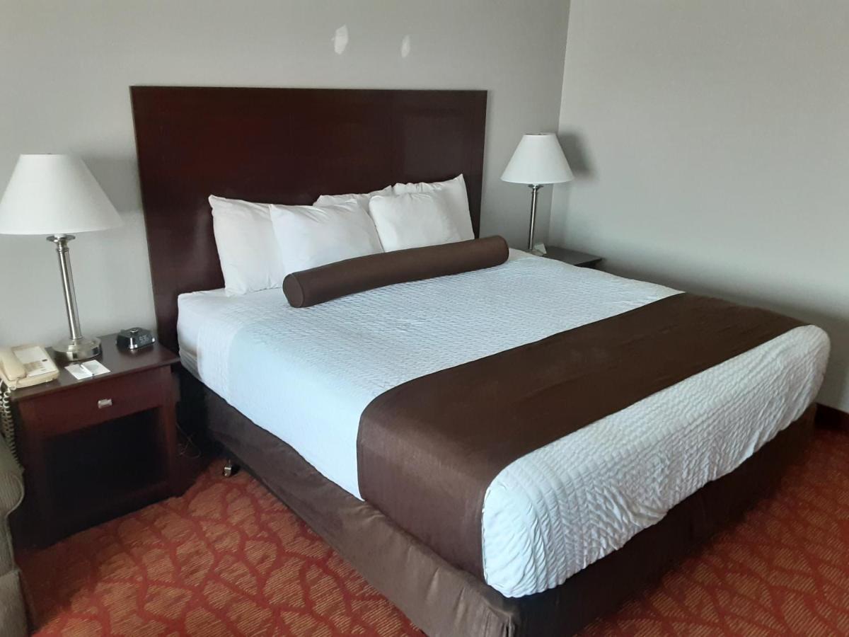 Boarders Inn & Suites By Cobblestone Hotels Superior Zewnętrze zdjęcie
